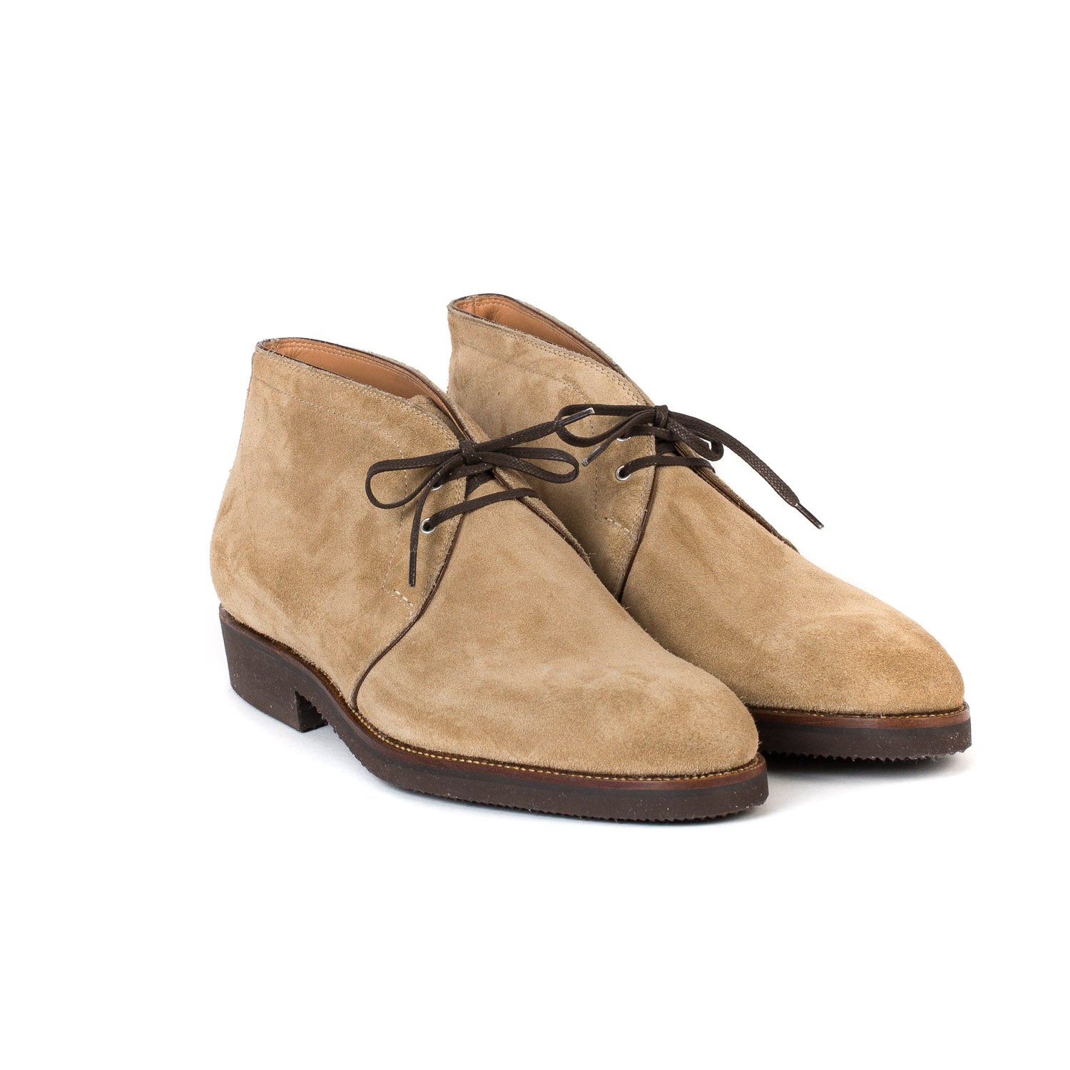 Bootee "New Chukka" aus sandfarbenem Rauhleder - reine Handarbeit